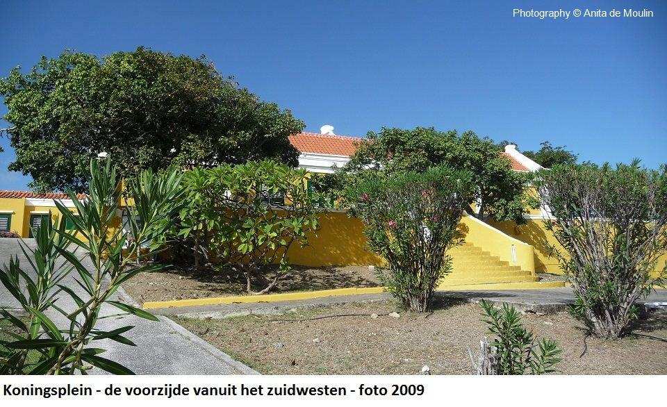 24. Koningsplein voorzijde op het zuidwesten 2009